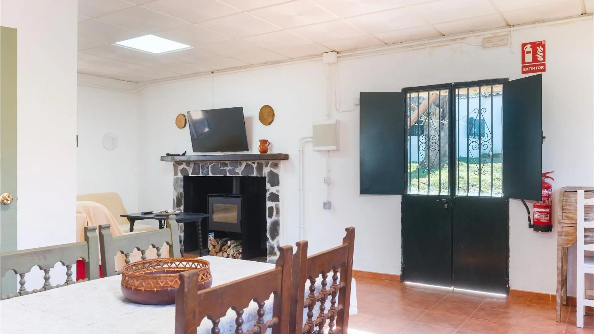 La Casa Del Taller Fuenteheridos Spain